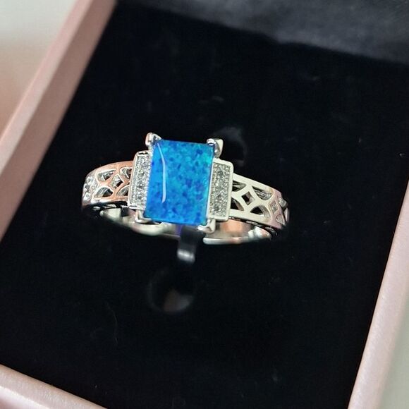 blue opal emerald cut ring size 10 - Picture 1 of 6